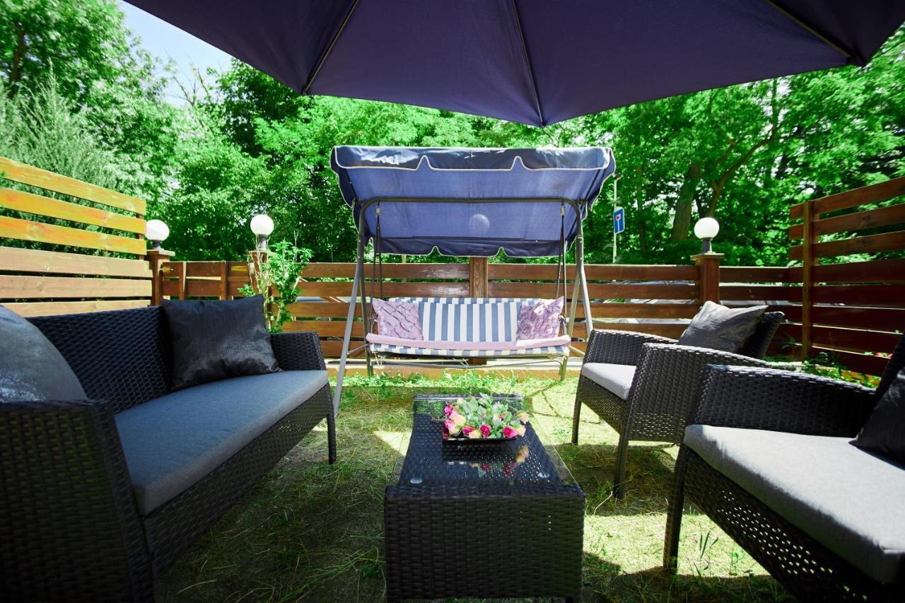Terrace Garden Seaside Apartments Odesa Exterior photo